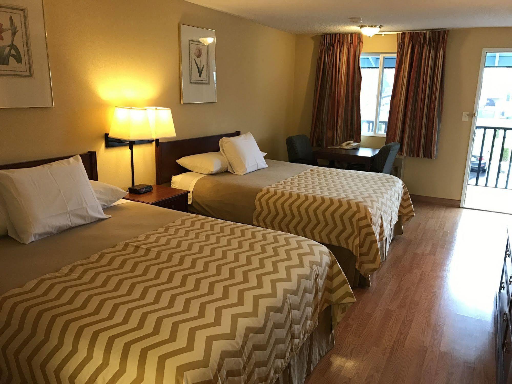 Travelodge By Wyndham Tacoma Near Mcchord Afb Εξωτερικό φωτογραφία