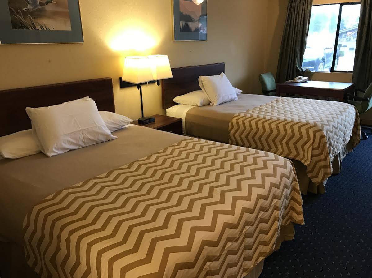 Travelodge By Wyndham Tacoma Near Mcchord Afb Εξωτερικό φωτογραφία